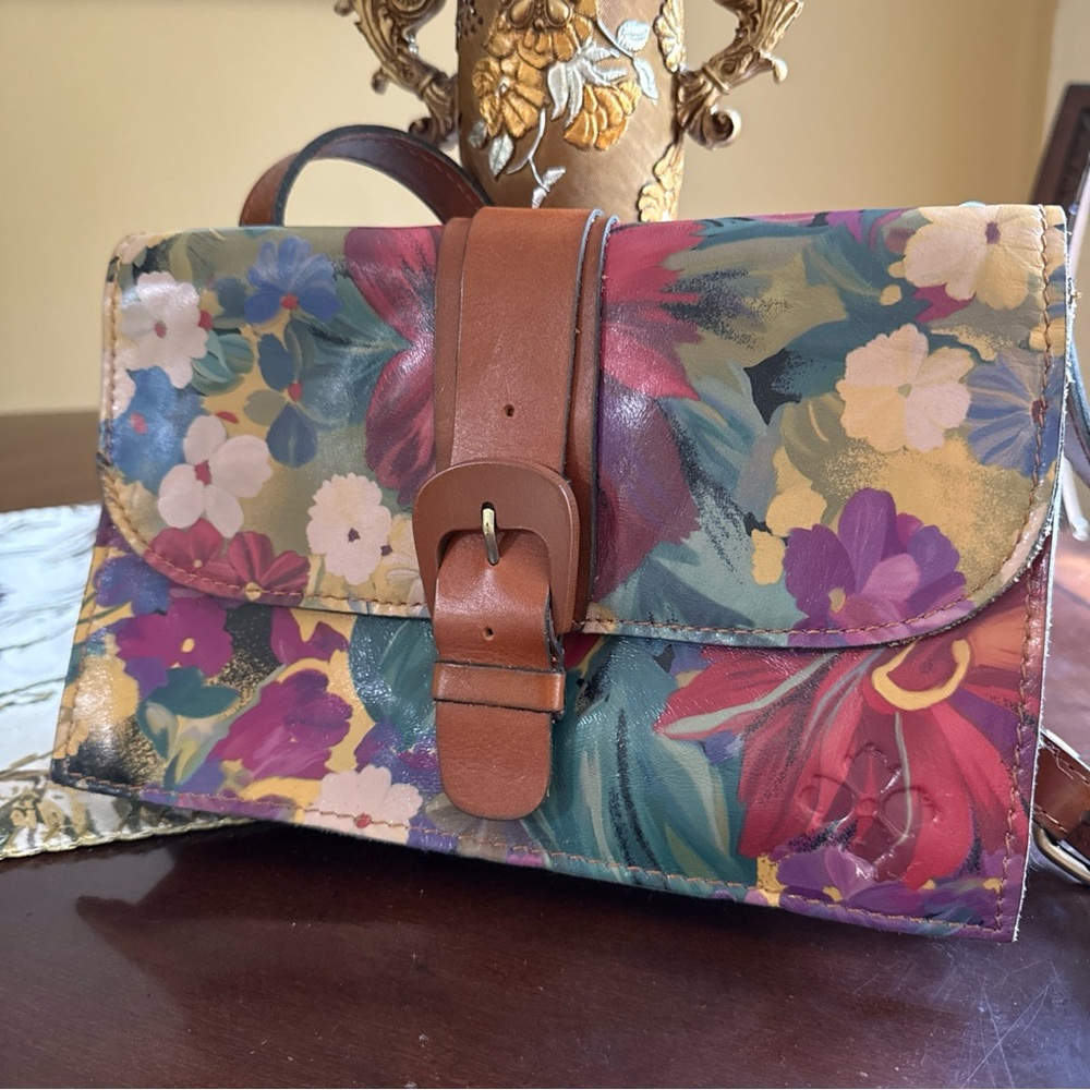 Patricia Nash Tauriana Citrus Sunrise Floral Leather Crossbody Organizer Purse